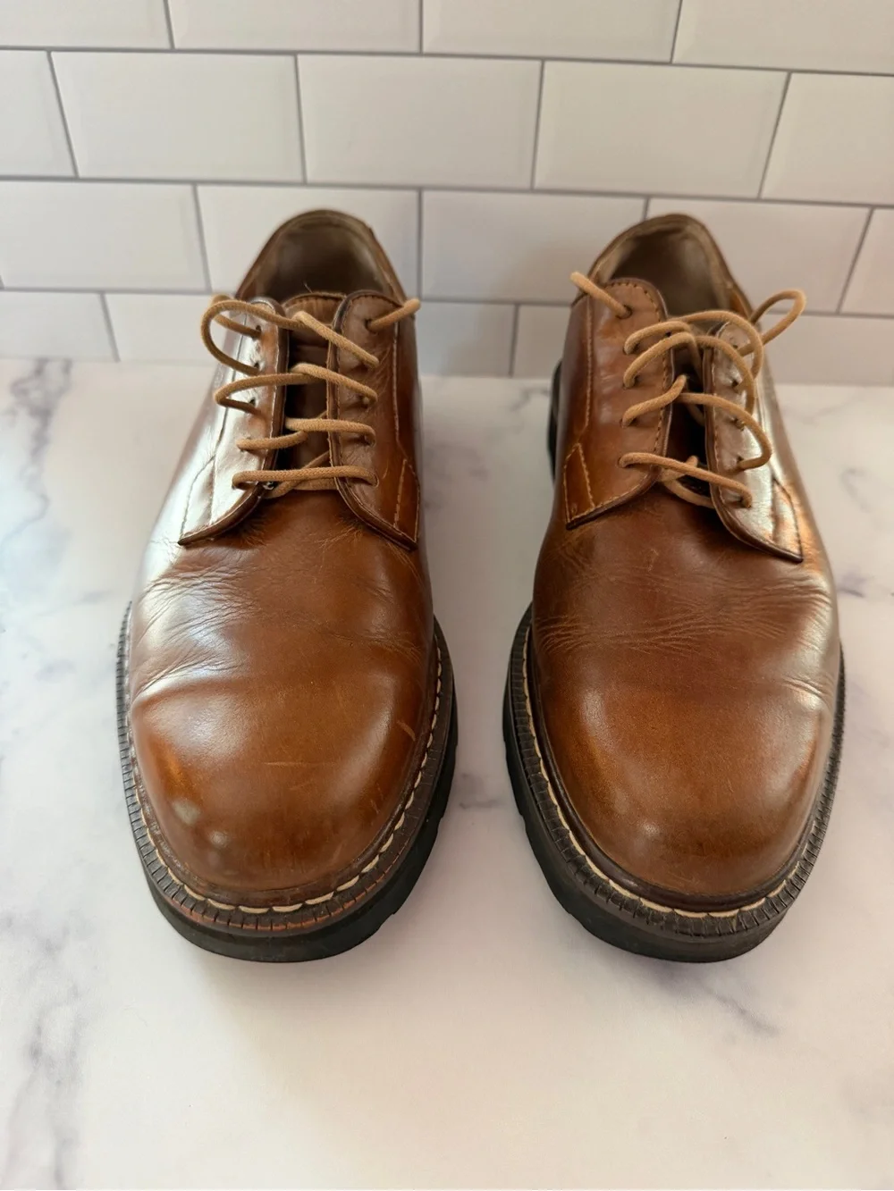 Tommy Hilfiger Men’s Brown Leather Derby Shoes Size 9 Lug Sole Lace Up